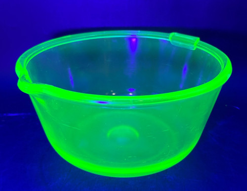 Uranium glass mixer bowl - glass, green