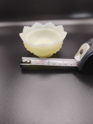 Fenton satin custard hobnail - fenton,